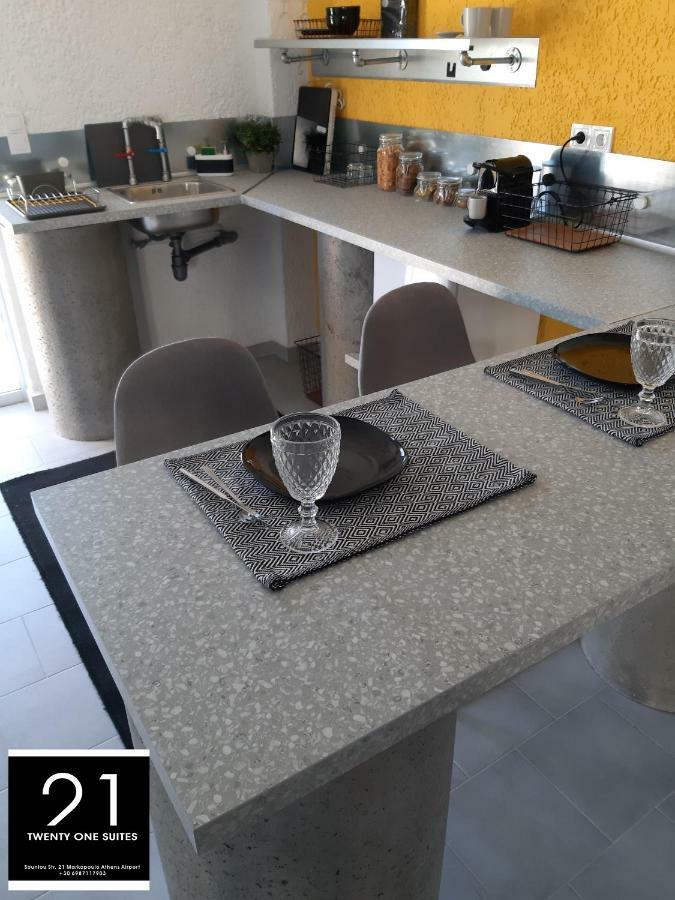 21 Suites Deluxe Stay Near The Airport Markopoulo Mesogaias ภายนอก รูปภาพ